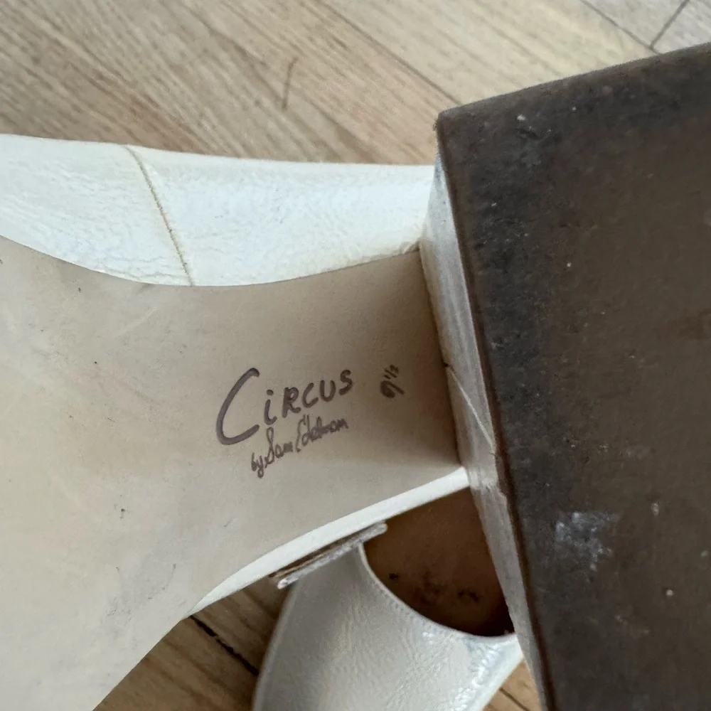Sam Edelman Circus Super Chunky Heels Size 10